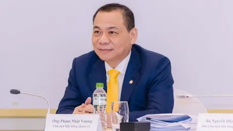 Ông Phạm Nhật Vượng góp 48 triệu cổ phiếu VIC vào VinSpeed