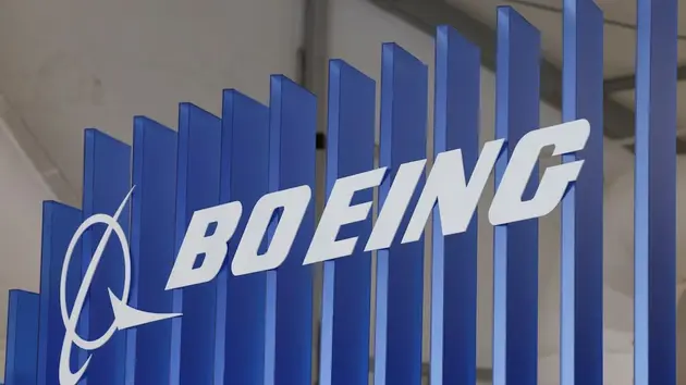 Cổ phiếu Boeing lao dốc sau tai nạn máy bay Ấn Độ
