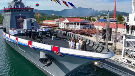 Triều Tiên hạ thủy tàu khu trục