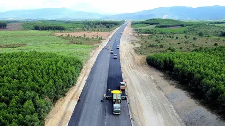 Hoàn thành đồng bộ bốn dự án cao tốc trong năm 2025