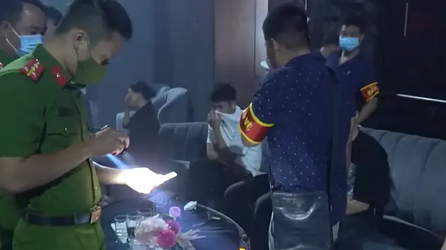 Hà Nội siết chặt quản lý vũ trường, nhà nghỉ, quán bar