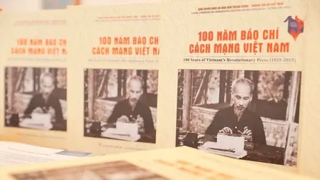 Cuốn sách ảnh đầu tiên về lịch sử báo chí Việt Nam