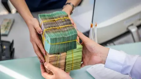 5 tháng, tăng trưởng tín dụng gấp 2,7 lần cùng kỳ