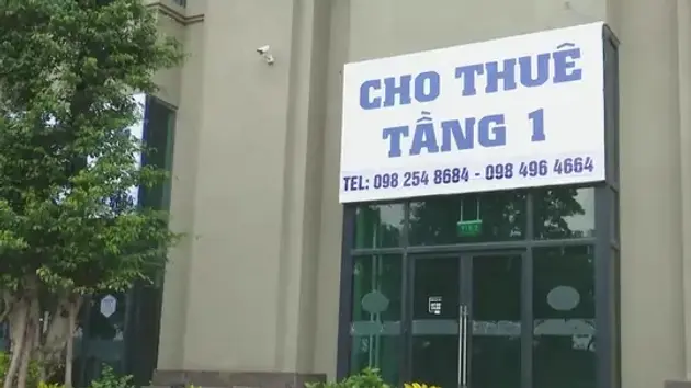 Hàng loạt sàn thương mại tại chung cư bị bỏ trống
