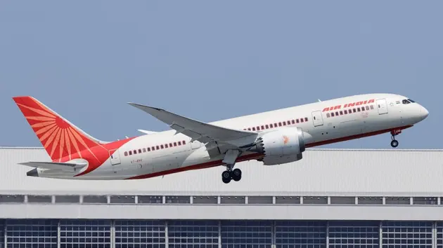 Thêm một chuyến bay của Air India nghi gặp lỗi kỹ thuật