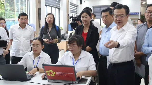 TP.HCM vận hành thử chính quyền 2 cấp