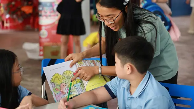 Sách biết nói - hành trình đọc bằng 5 giác quan | Vì trẻ em | 12/06/2025