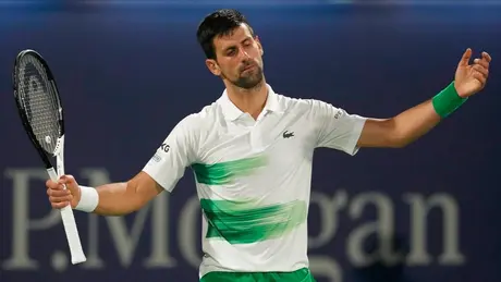 Novak Djokovic mất vị trí số 4 thế giới