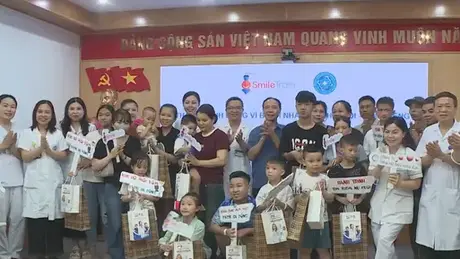 Mang lại nụ cười cho trẻ khe hở môi vòm miệng