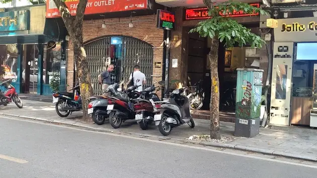 Nỗi niềm tiểu thương phố cổ