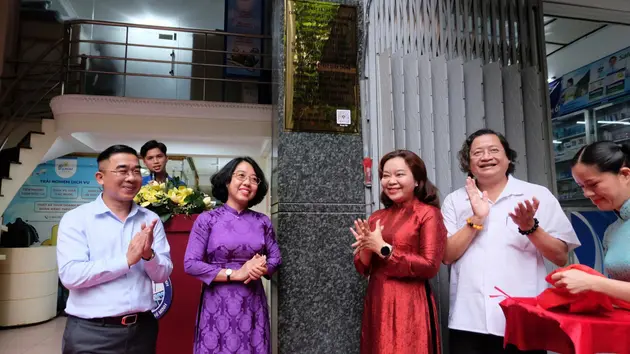 Gắn biển Di tích Quốc gia tại trụ sở báo Dân Chúng