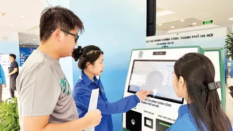 Hà Nội thực hiện phong trào Bình dân học vụ số | Cải cách hành chính | 18/06/2025