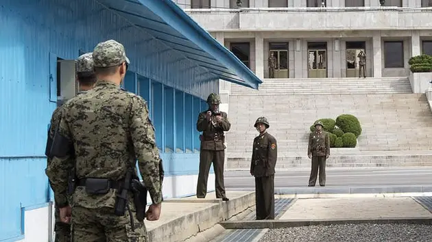 Hàn Quốc cảnh báo binh sĩ Triều Tiên vượt biên nhiều lần