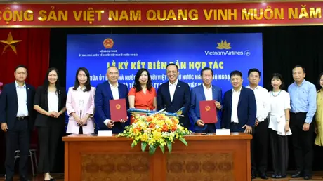 Hỗ trợ kiều bào về tham dự Hội nghị Việt kiều 2024