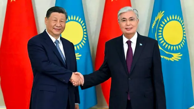 Trung Quốc ủng hộ Kazakhstan gia nhập BRICS 